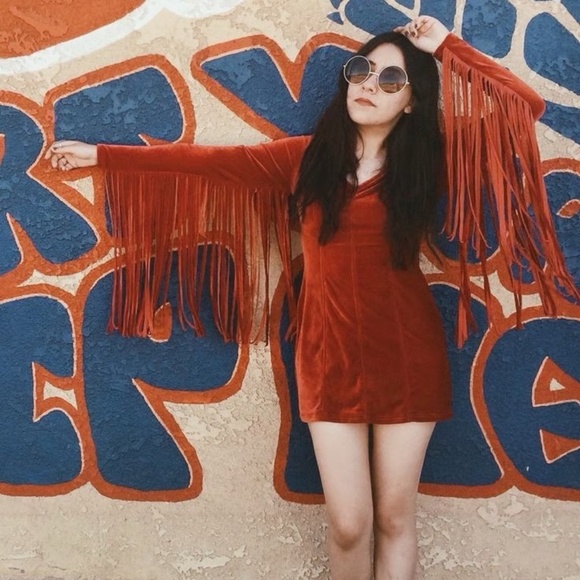 Miracle Eye Velvet Heartbreaker Long Sleeve Mini Fringe Dress in Rust, Sz M - Picture 1 of 4